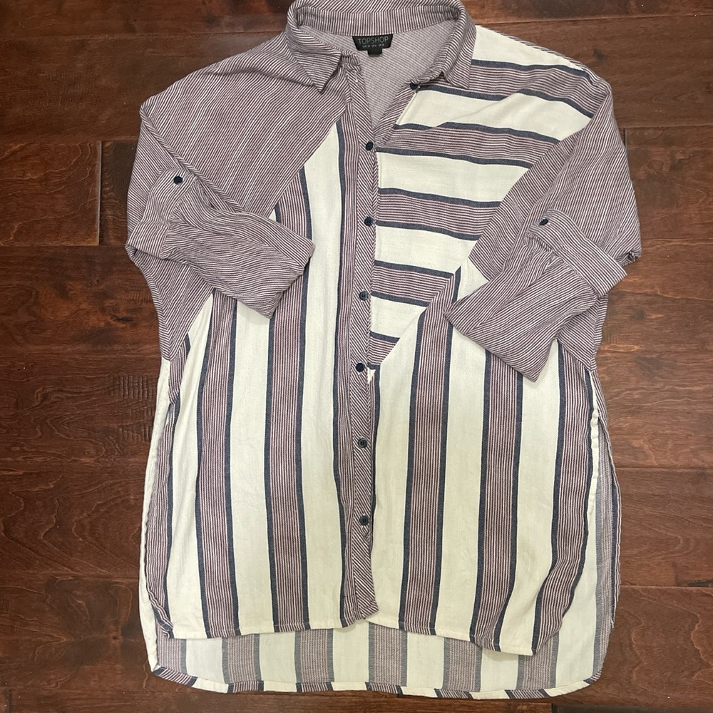 Topshop Women’s button up striped casual blouse.
